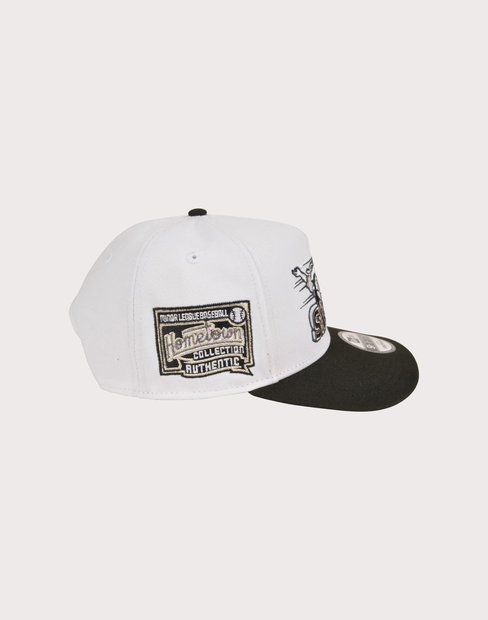 New Era MILB Buffalo Bison 9FIFTY Upside Down Logo Snapback Hat-White/Black - Image 3