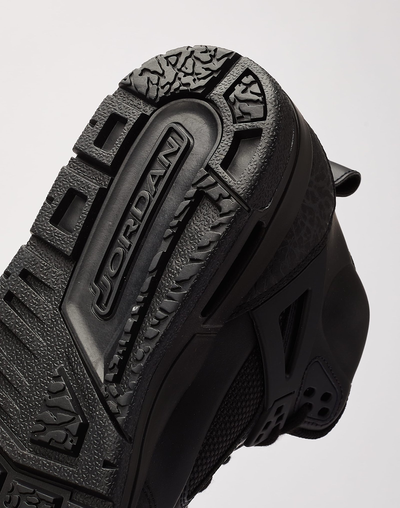 Jordan Spizike Winterized Grade-School - Image 7