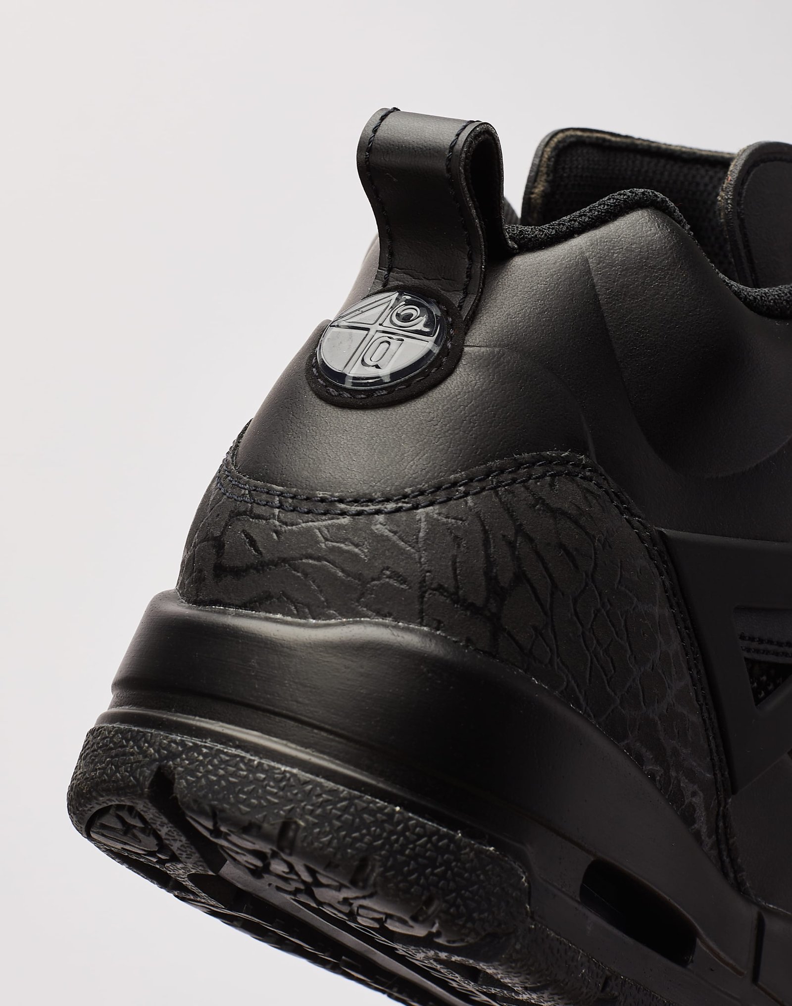 Jordan Spizike Winterized Grade-School - Image 6