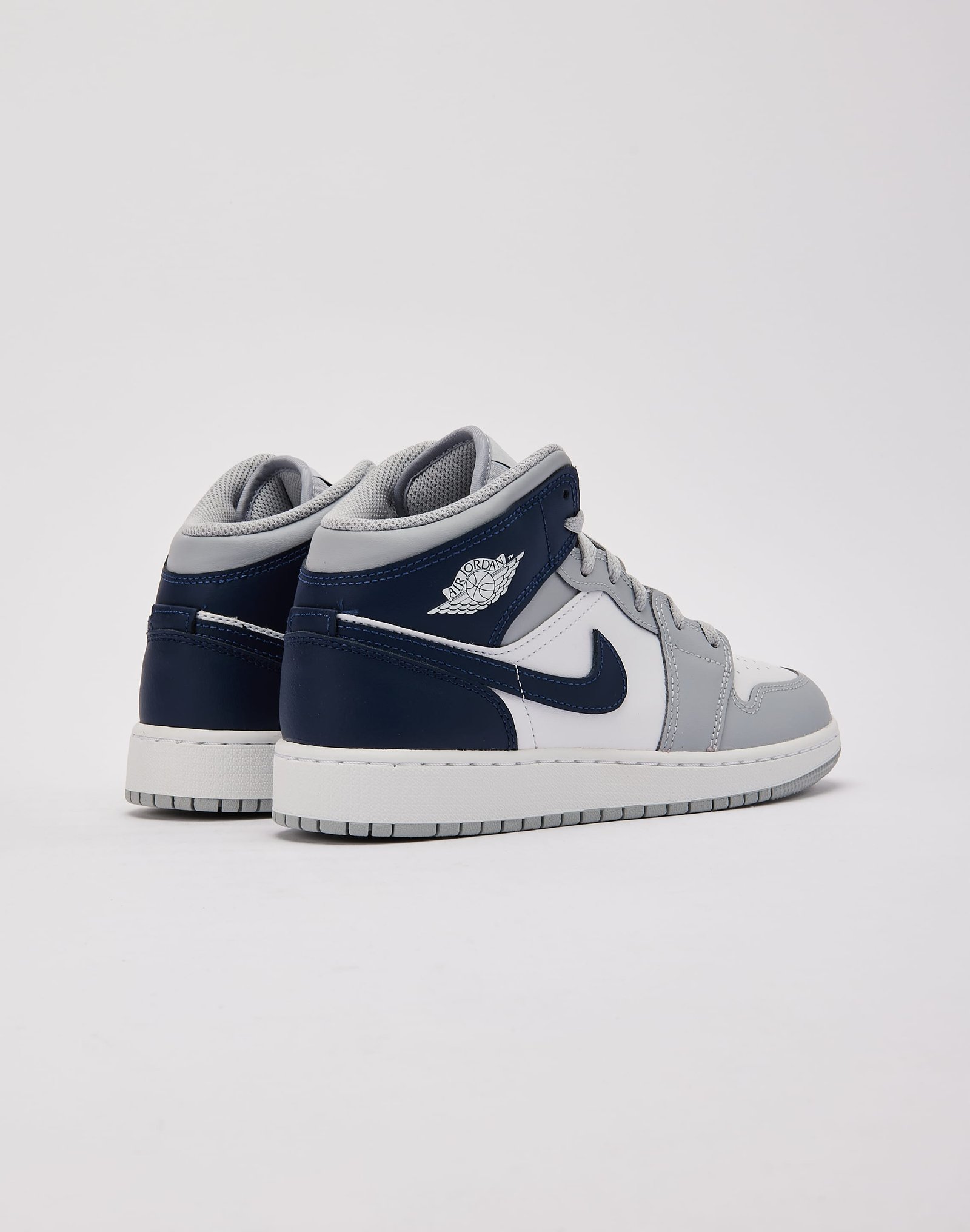 Jordan Air Jordan 1 Mid Grade-School - Image 3