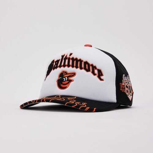 Mitchell & Ness MLB Baltimore Orioles Flames Trucker Hat