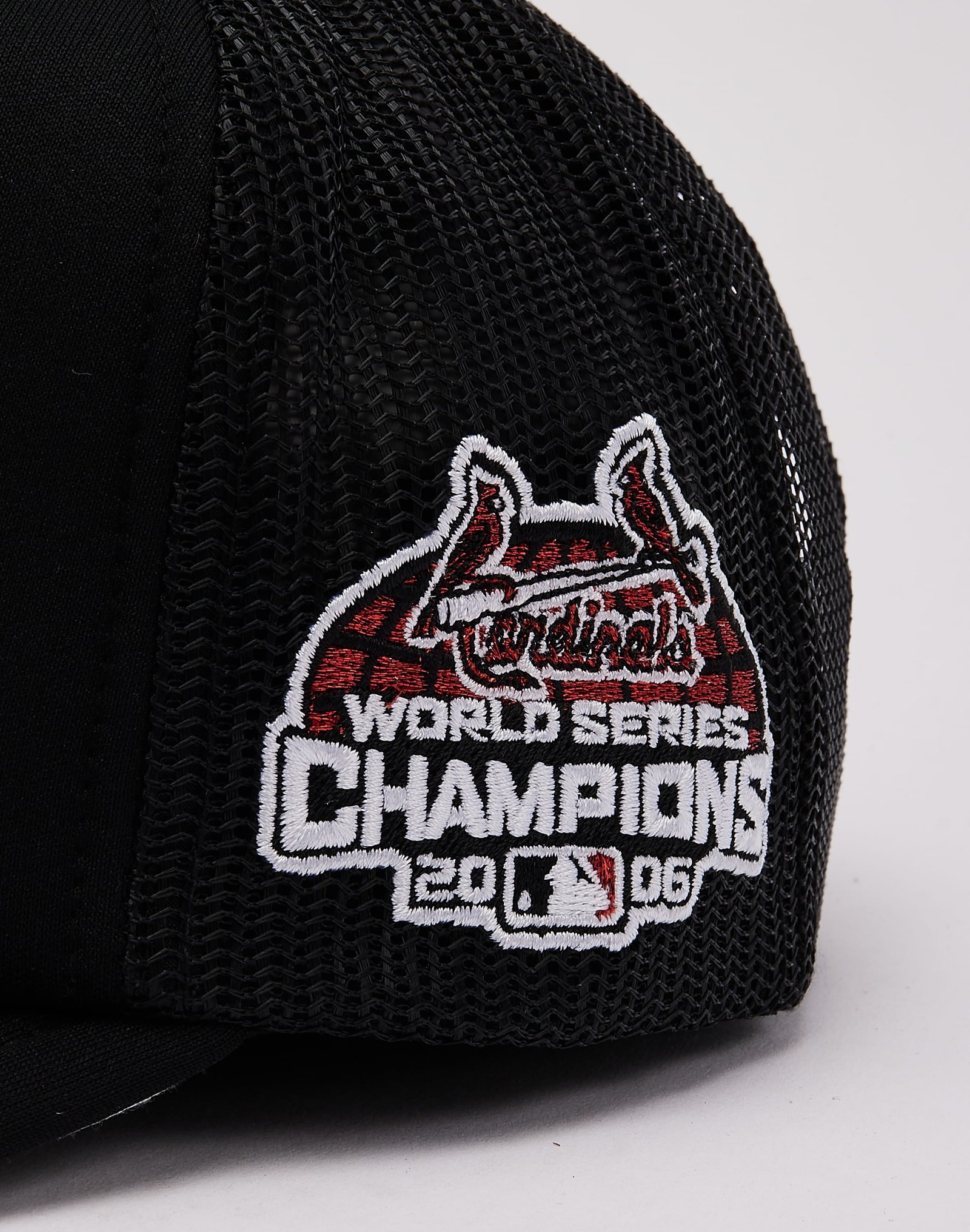 Mitchell & Ness MLB St. Louis Cardinals Flames Trucker Hat - Image 4