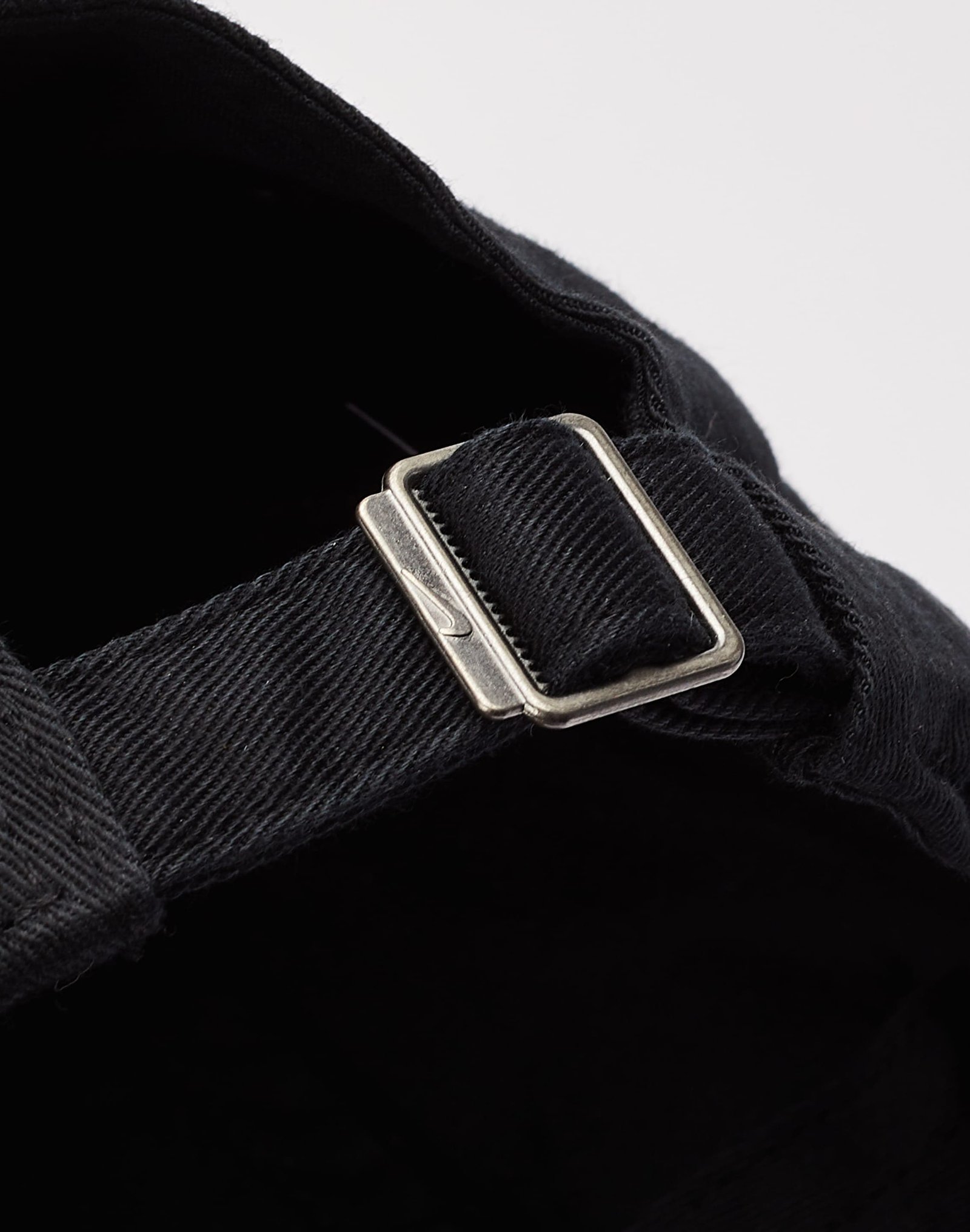 Nike Club Unstructured Futura Hat - Image 5