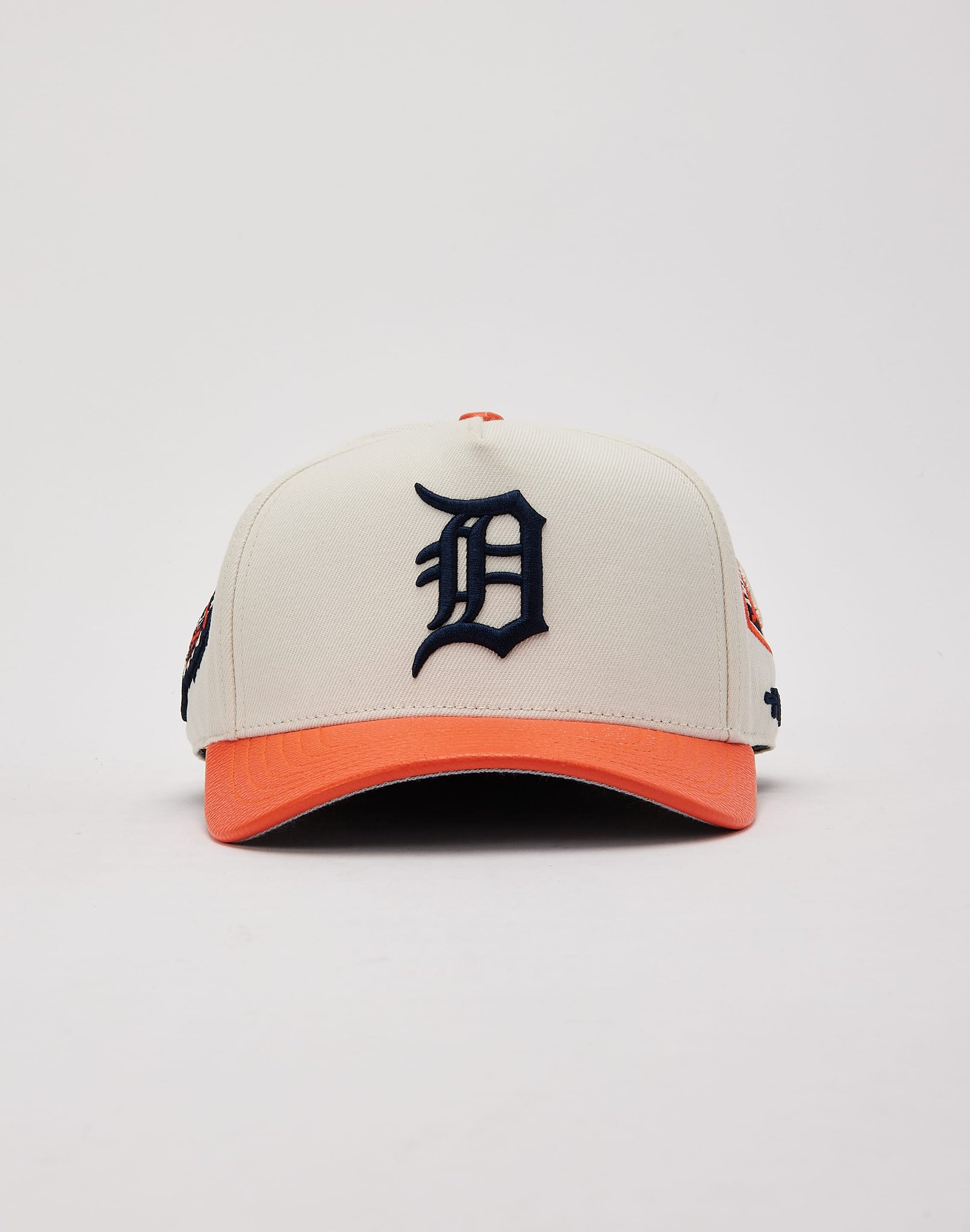 Pro Standard MLB Detroit Tigers Snapback Hat - Image 2