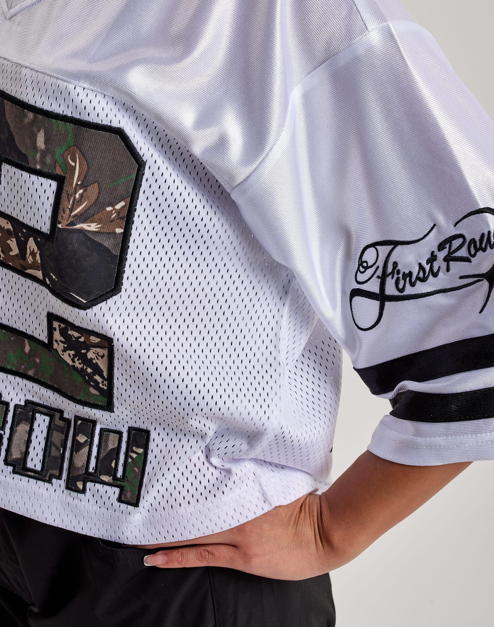 First Row Cropped Mesh Jersey - Image 4