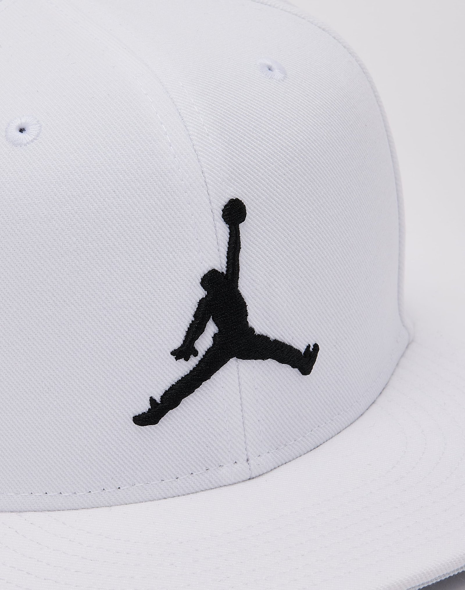 Jordan Pro Jumpman Snapback Hat - Image 4