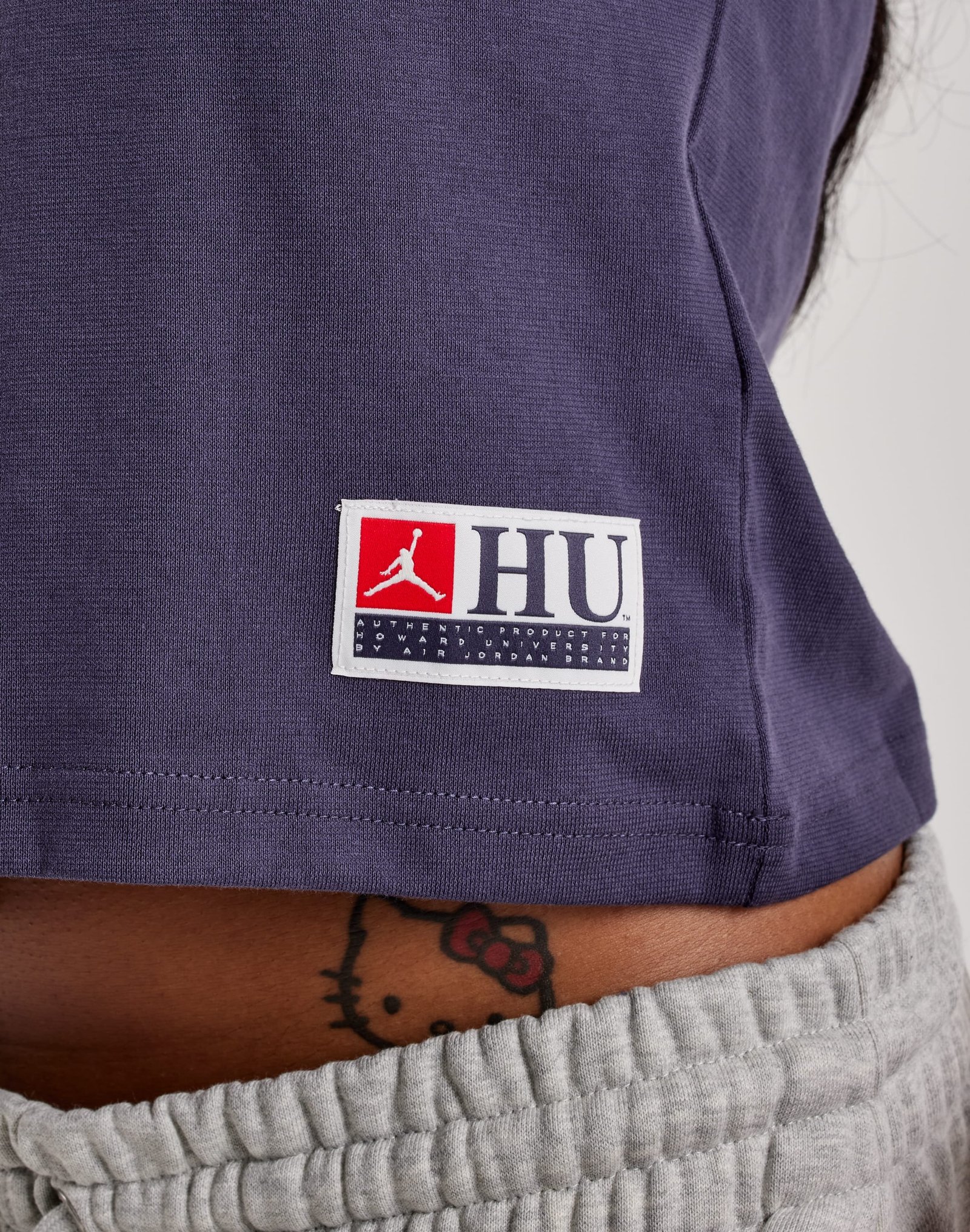 Jordan Howard University Cropped Graphic Tee - Image 3