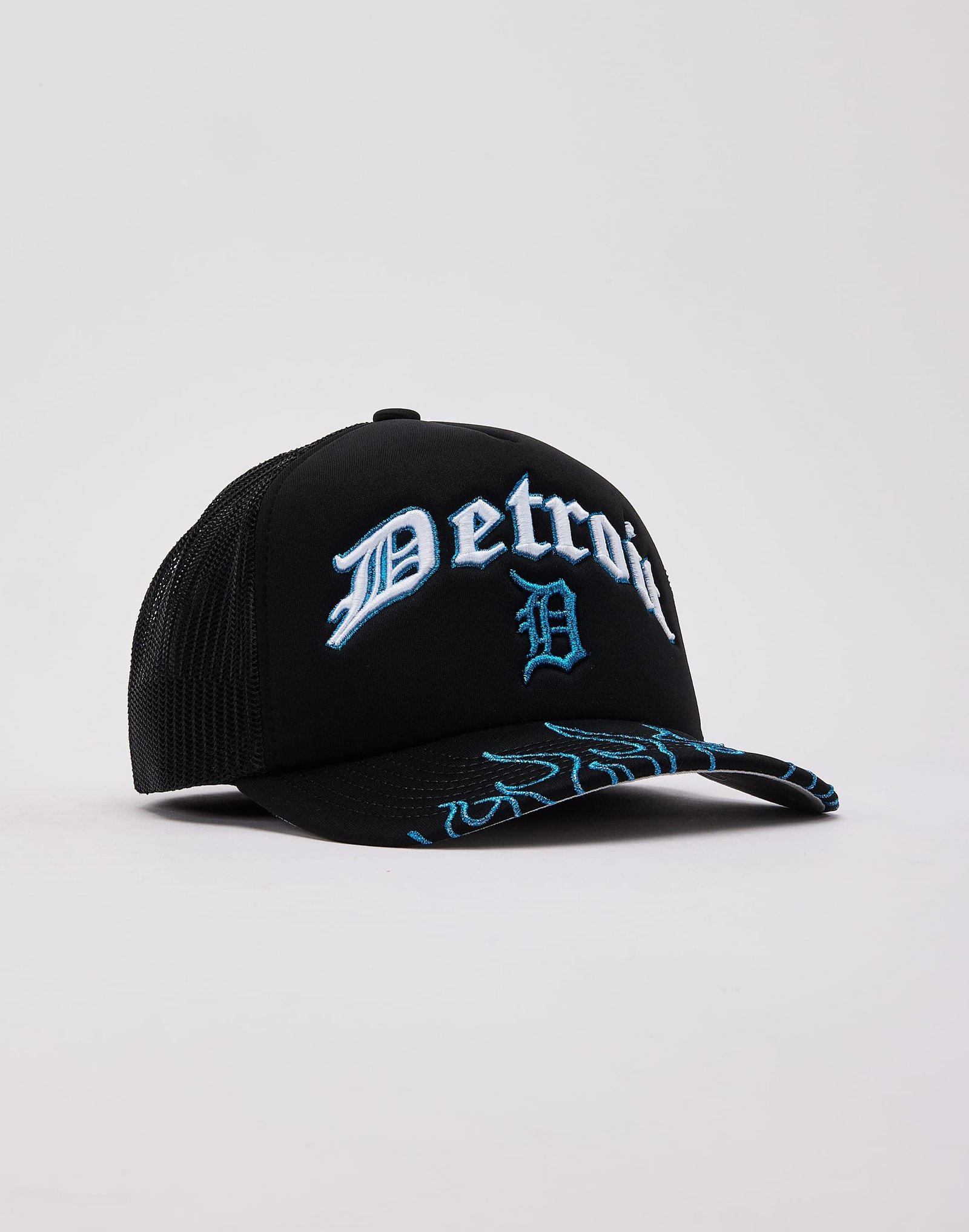 Mitchell & Ness MLB Detroit Tigers Flames Trucker Hat - Image 3