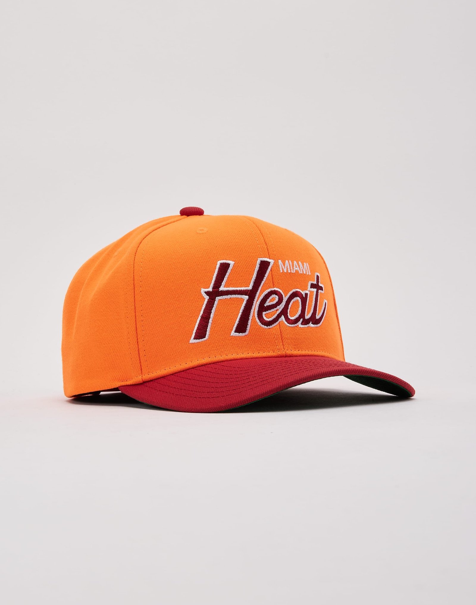 Mitchell & Ness NBA Miami Heat Script Snapback - Image 3