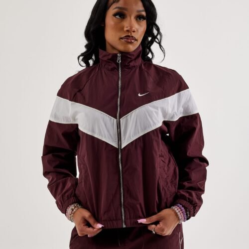 Nike Windrunner Loose UV Woven Full-Zip Jacket