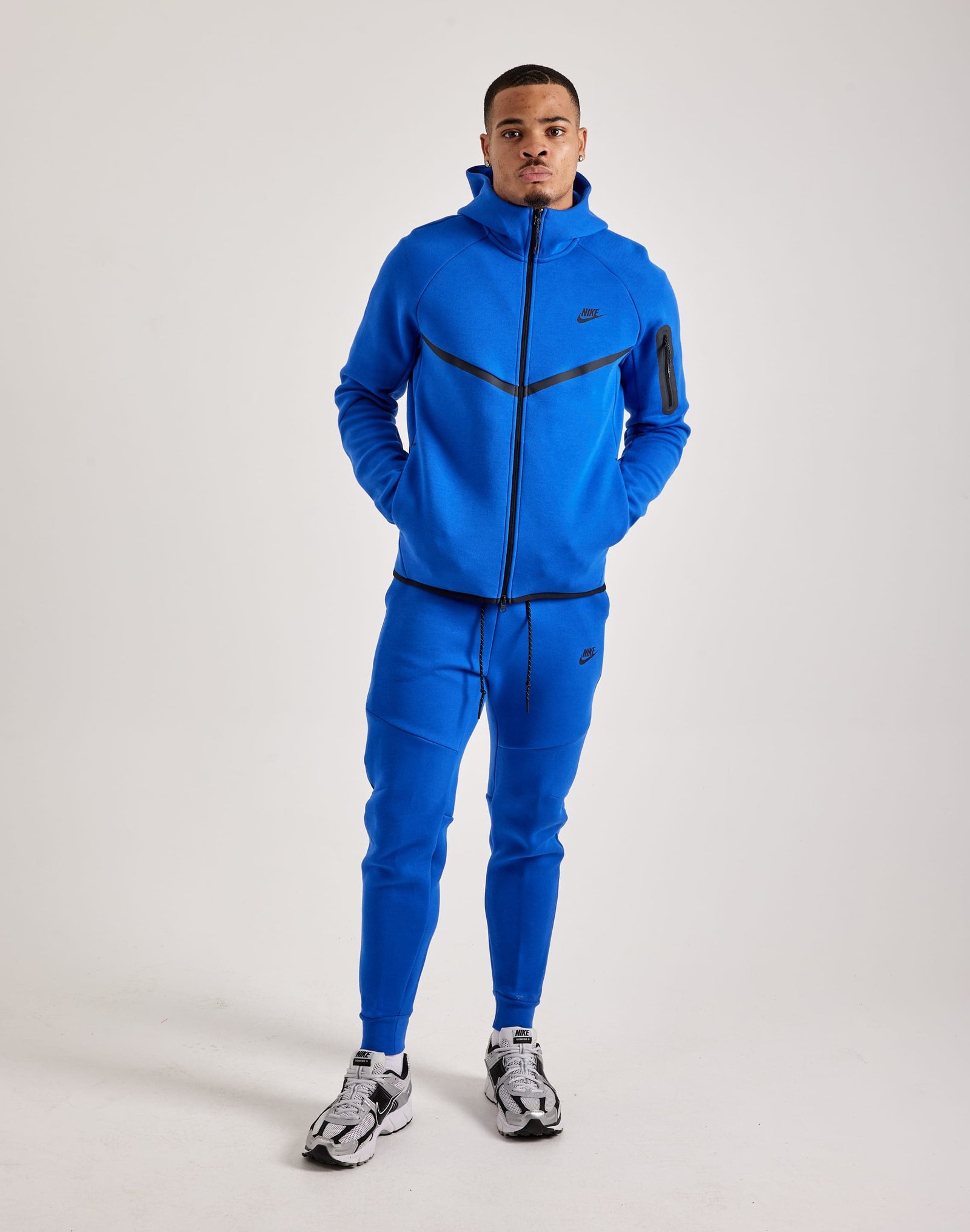 Nike Tech Fleece Joggers - Image 4