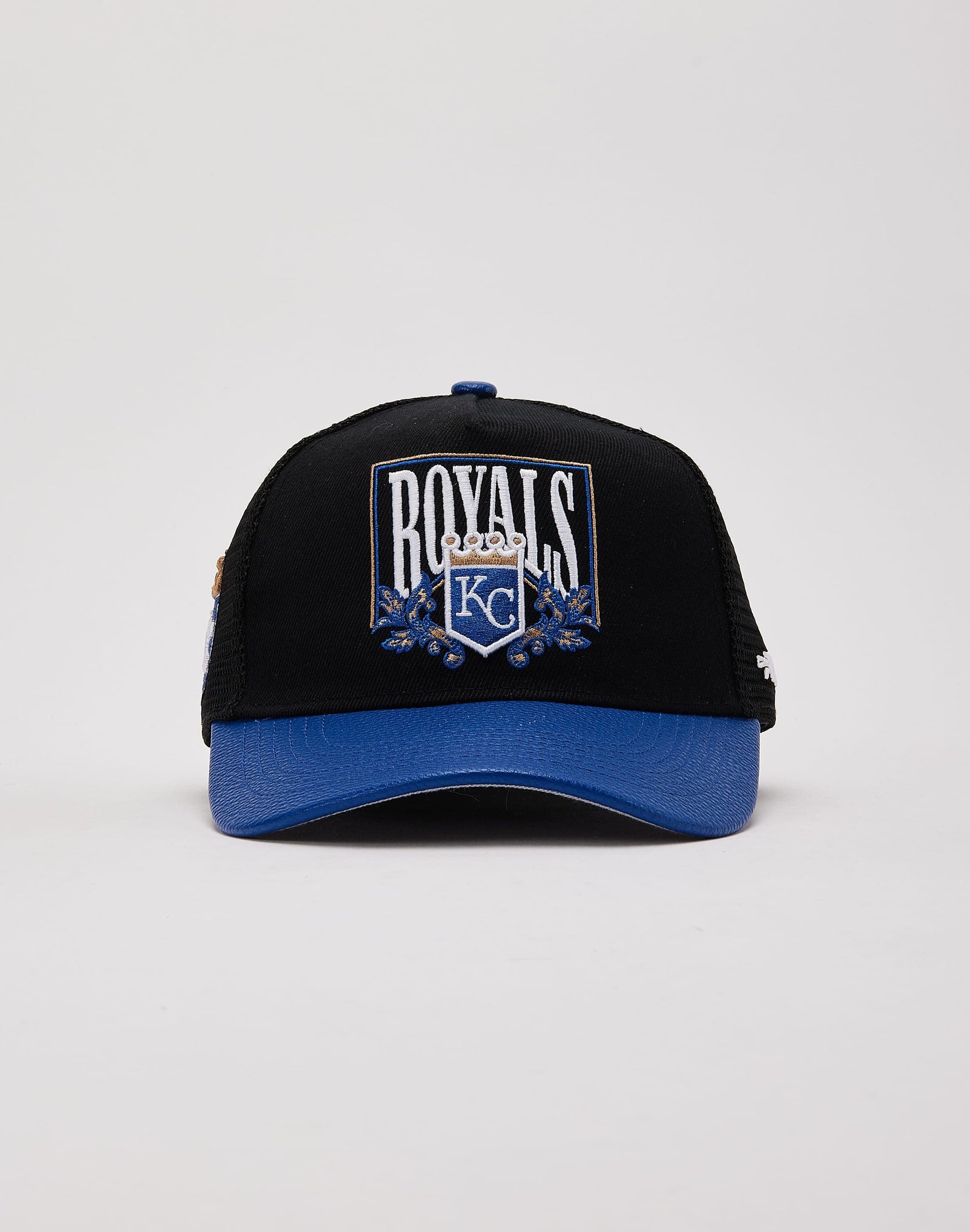 Pro Standard MLB Kansas City Royals Trucker Hat - Image 2