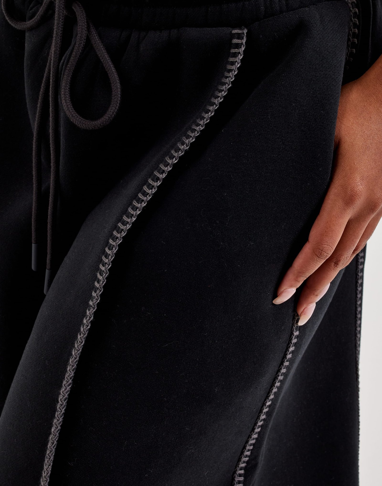 UGG Classic Wide-Leg Fleece Pants - Image 3