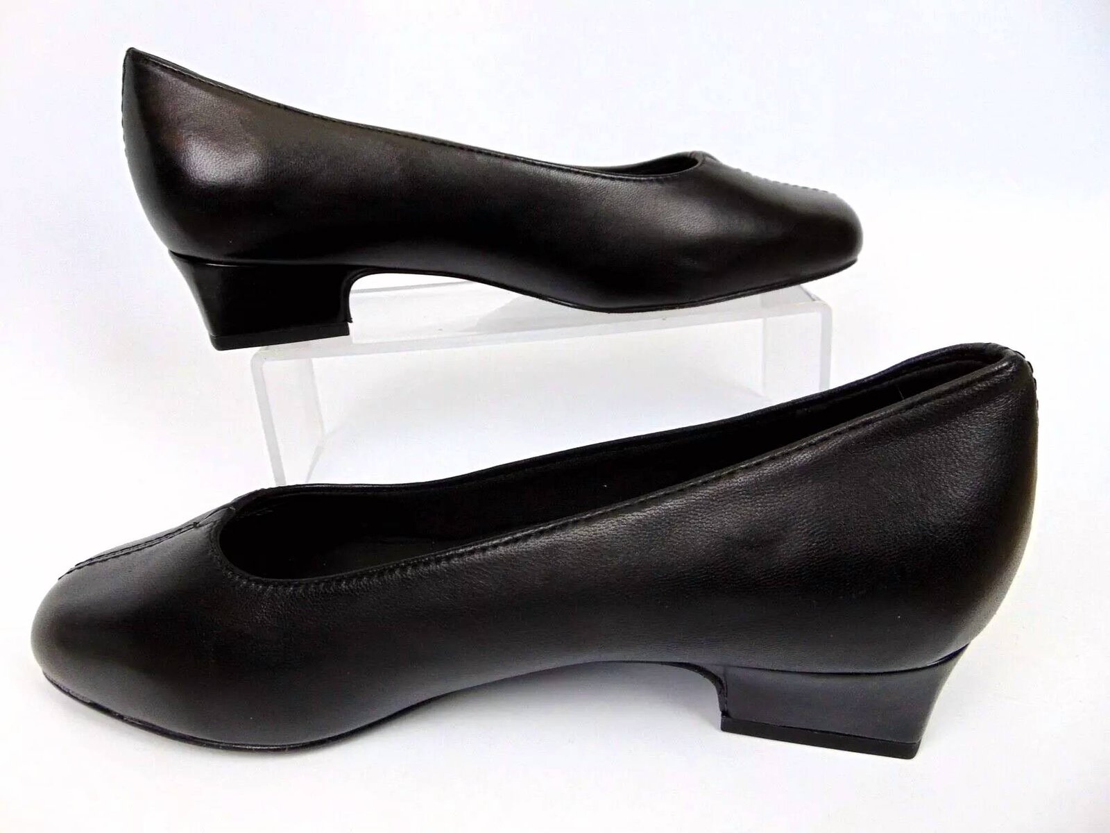 Trotters - Women's Doris Shoes - Image 2