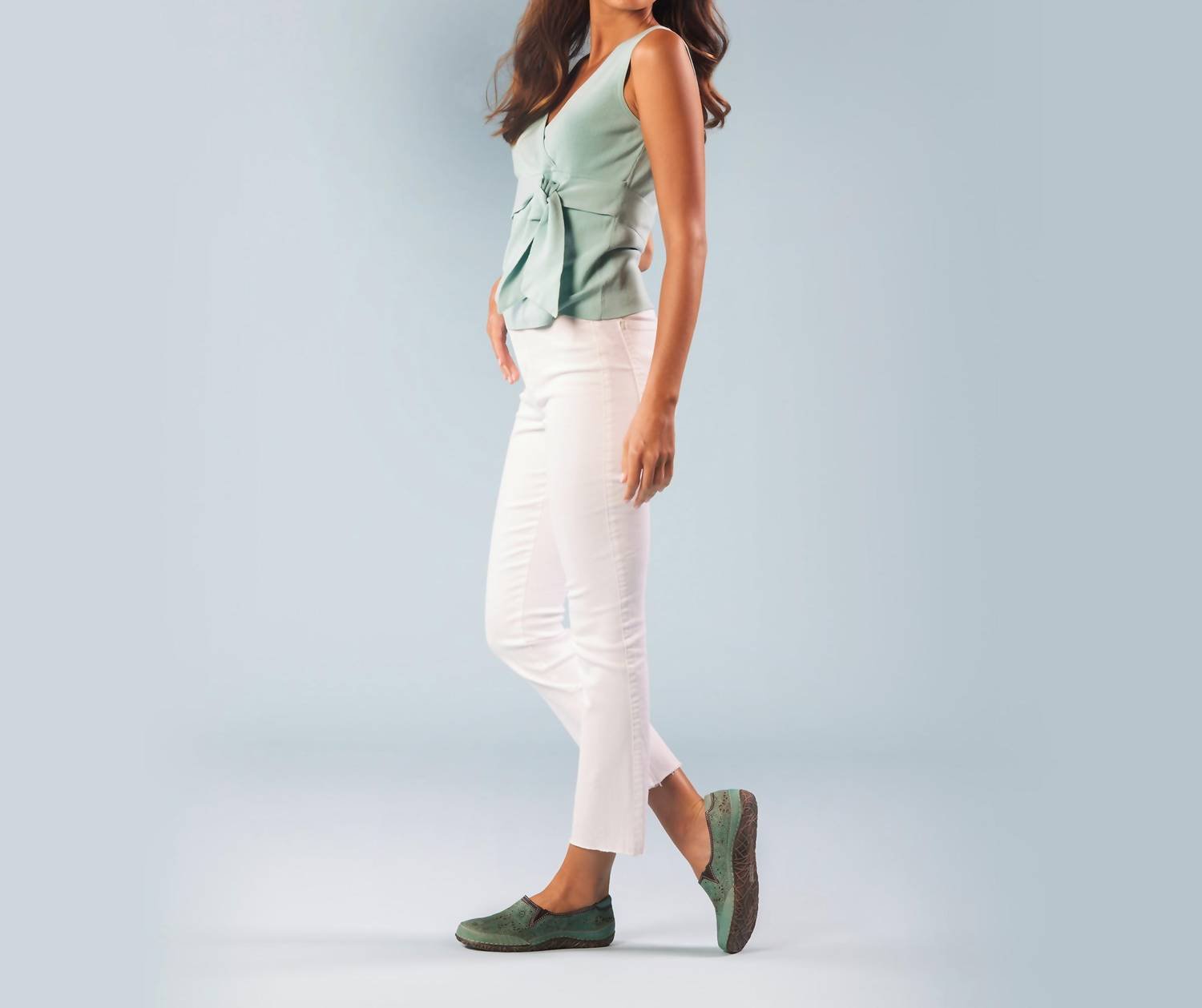 L'Artiste - Women's Libora Leather Loafer - Image 7